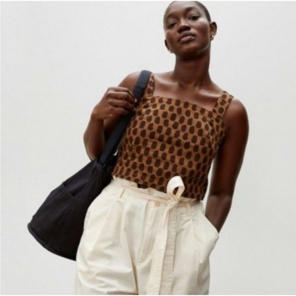 Everlane Button Back Crop Top
